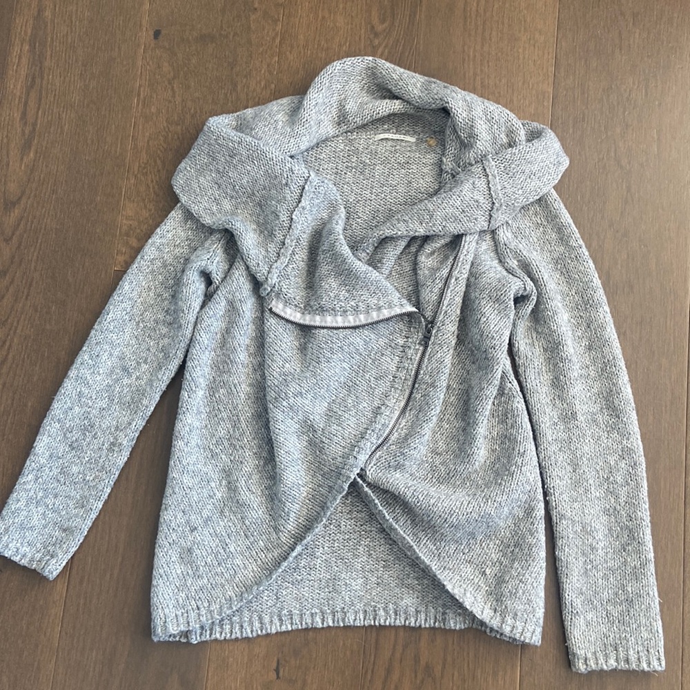 T Tahari Cardigan